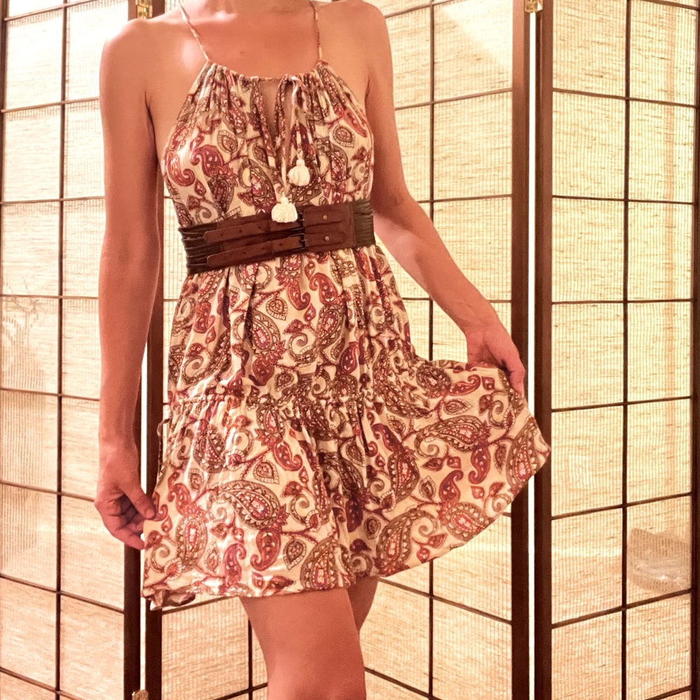 Show me your Mumu  rayon Pom Pom drawstring paisley dress   Red and taupe - Picture 2 of 11